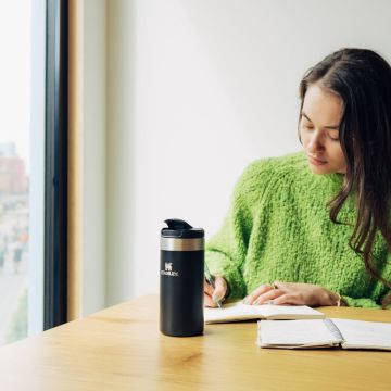 STANLEY The AeroLight Transit Termos Mug 0.35 Siyah Termos