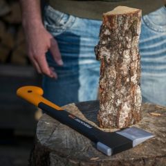 FISKARS X11 Yarma Baltası (122443)