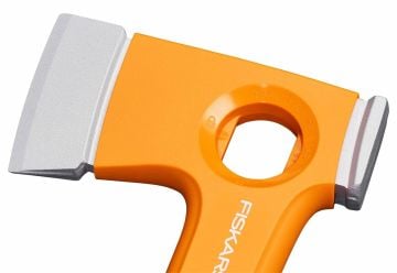 FISKARS X13 Ultra Hafif Kamp Baltası