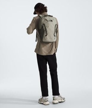 THE NORTH FACE Vault Sırt Çantası Krem