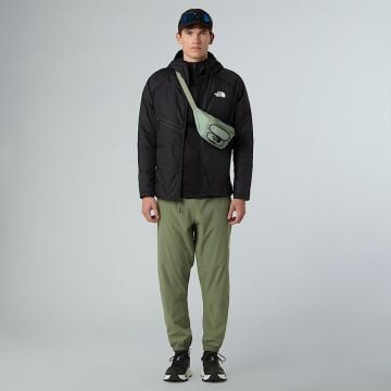 THE NORTH FACE Mountain Athletics Kapüşonlu Yalıtımlı Mont Siyah